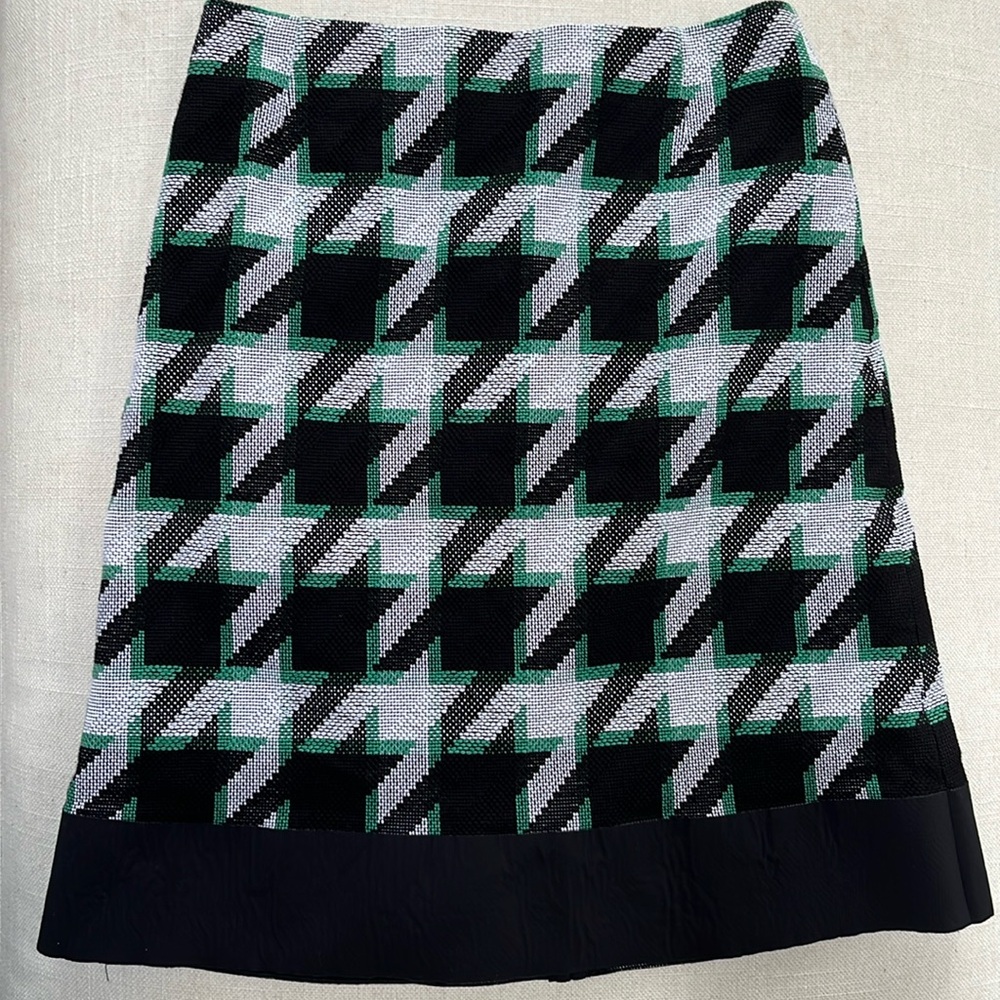 HUGO BOSS houndstooth skirt